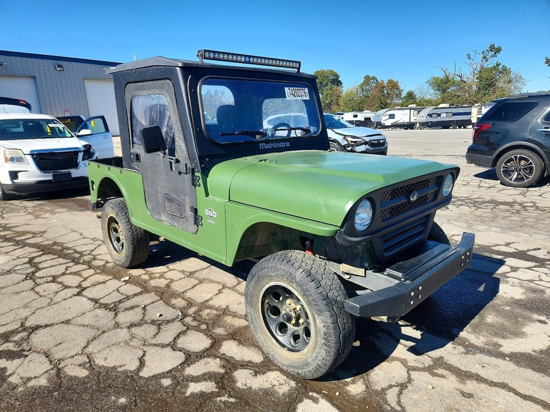 Vue de 2024 MAHINDRA ROXOR UTILITY VEHICLE, angle 1