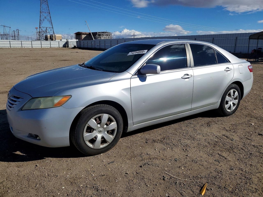 Vista de 2007 TOYOTA CAMRY CE, ángulo 1