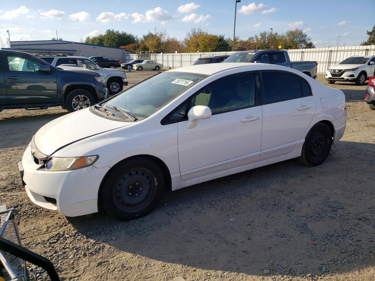 منظر 2011 HONDA CIVIC LX، زاوية 1
