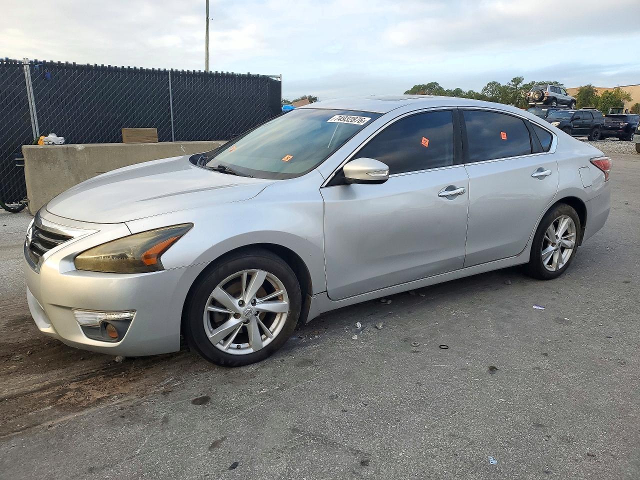 منظر 2015 NISSAN ALTIMA 2.5 SV، زاوية 1
