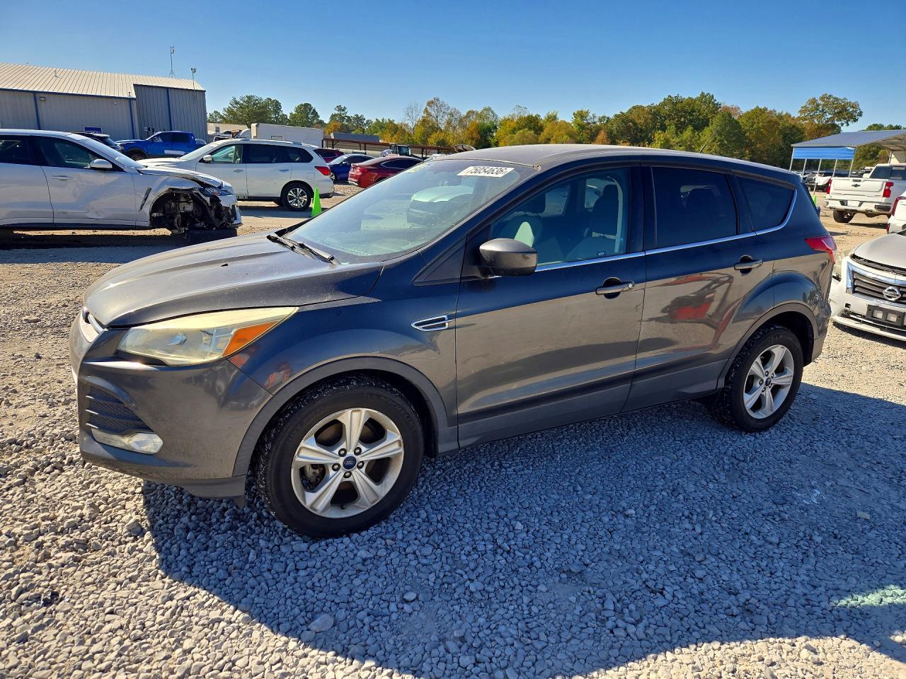Vista de 2016 FORD ESCAPE SE, ángulo 1