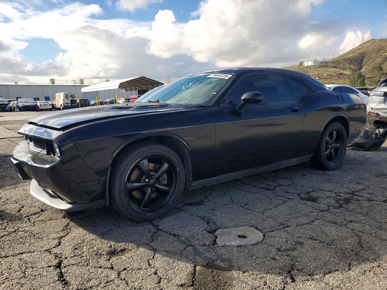 منظر 2011 DODGE CHALLENGER R/T، زاوية 1