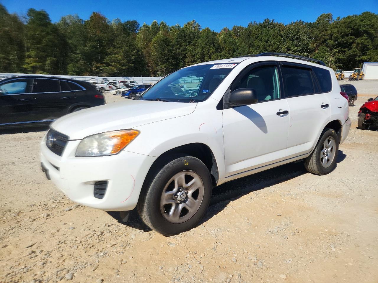 منظر 2012 TOYOTA RAV4 BASE، زاوية 1