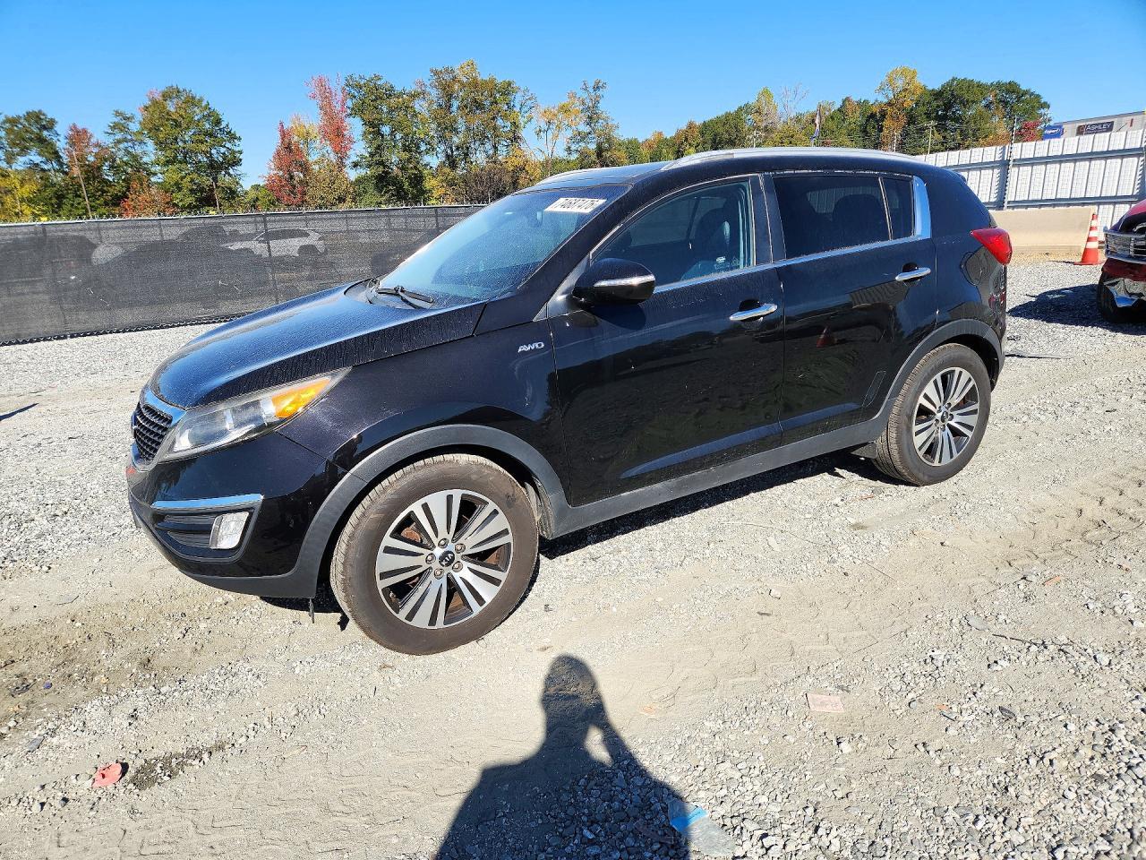 منظر 2014 KIA SPORTAGE EX، زاوية 1