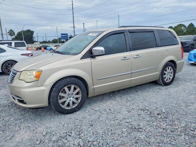2013 CHRYSLER TOWN & COUNTRY TOURING