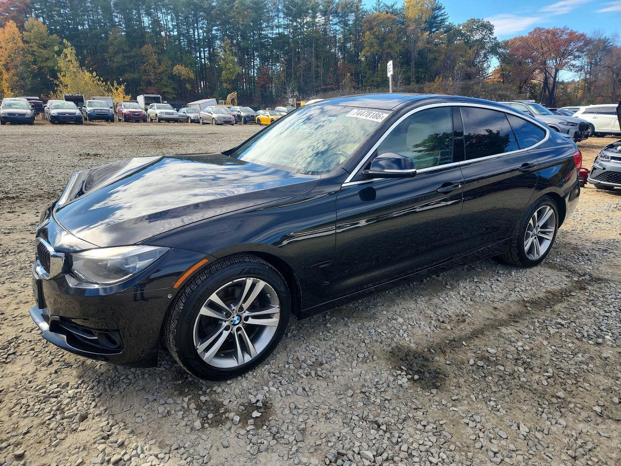 منظر 2017 BMW 330 XIGT، زاوية 1