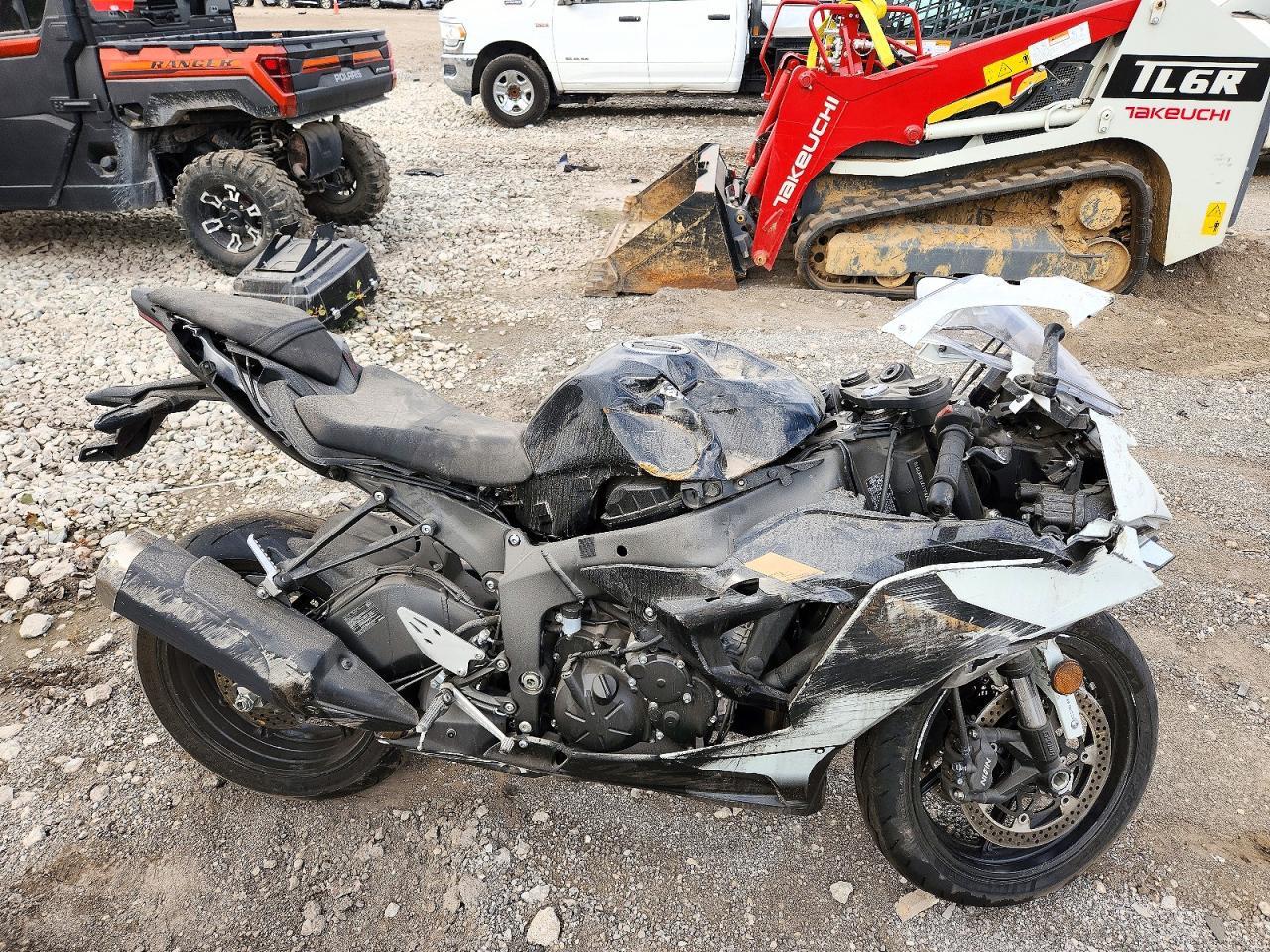 Вид 2026 KAWASAKI ZX636 K, угол 1