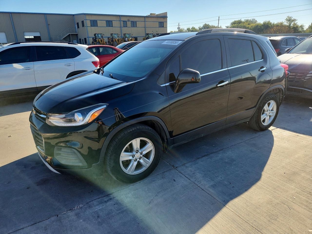Vue de 2020 CHEVROLET TRAX 1LT, angle 1