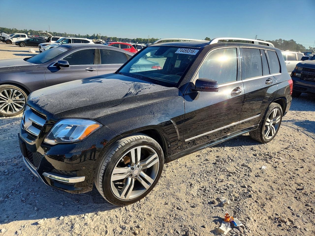 منظر 2015 MERCEDES-BENZ GLK 350، زاوية 1