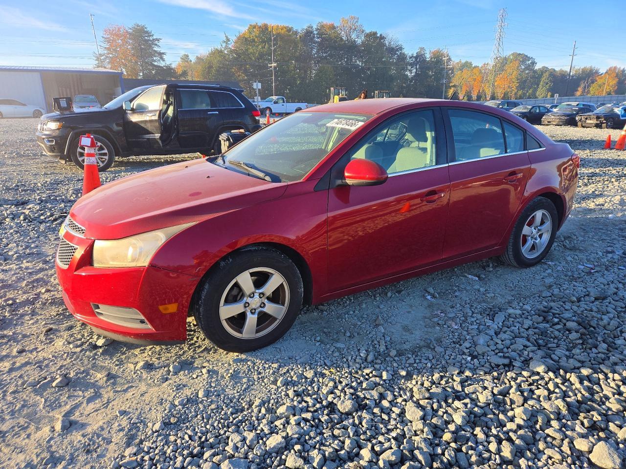 Vue de 2014 CHEVROLET CRUZE LT, angle 1