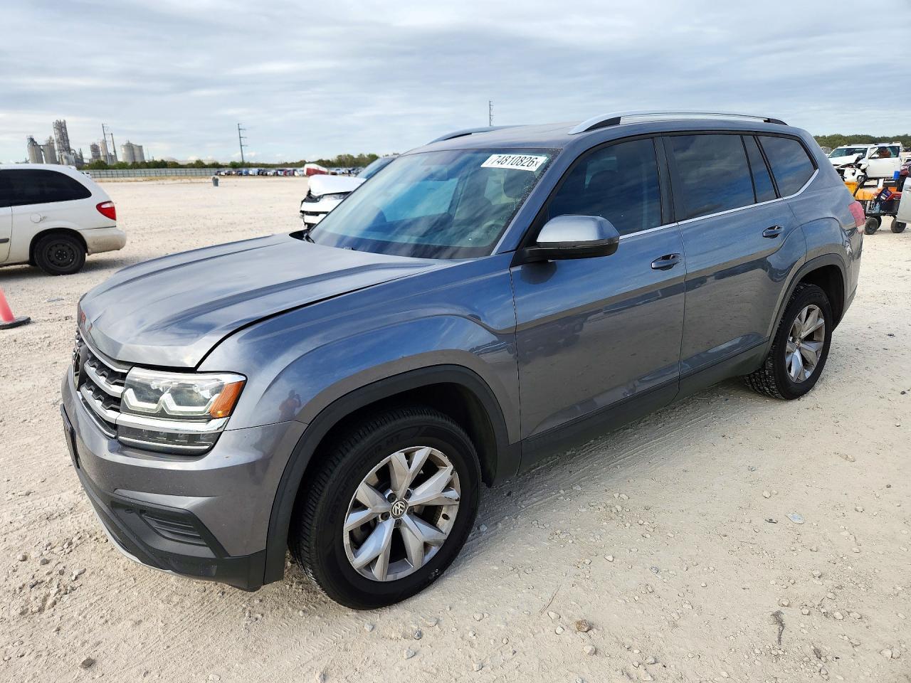 Вид 2018 VOLKSWAGEN ATLAS, угол 1