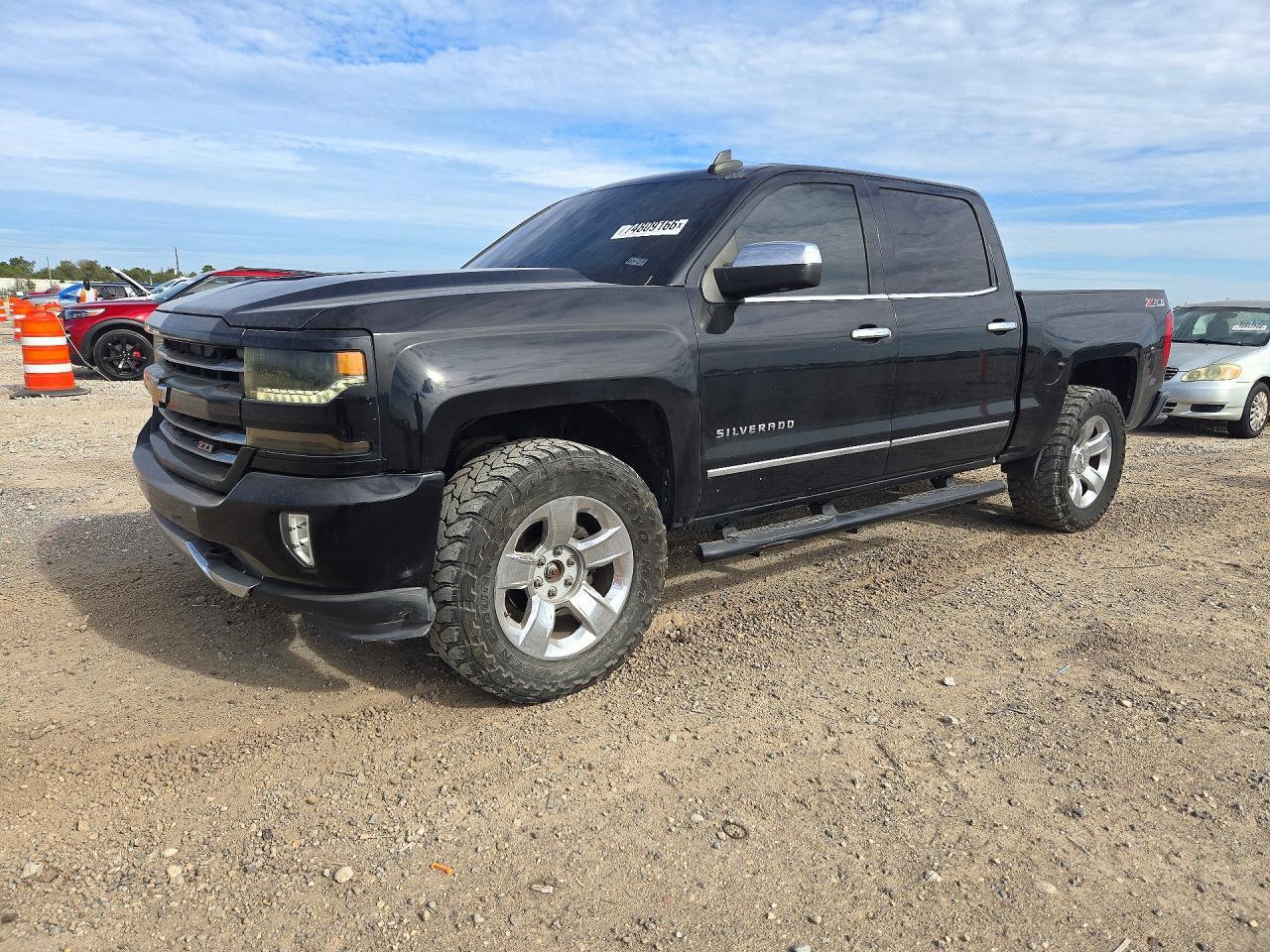 منظر 2016 CHEVROLET SILVERADO K1500 LTZ، زاوية 1