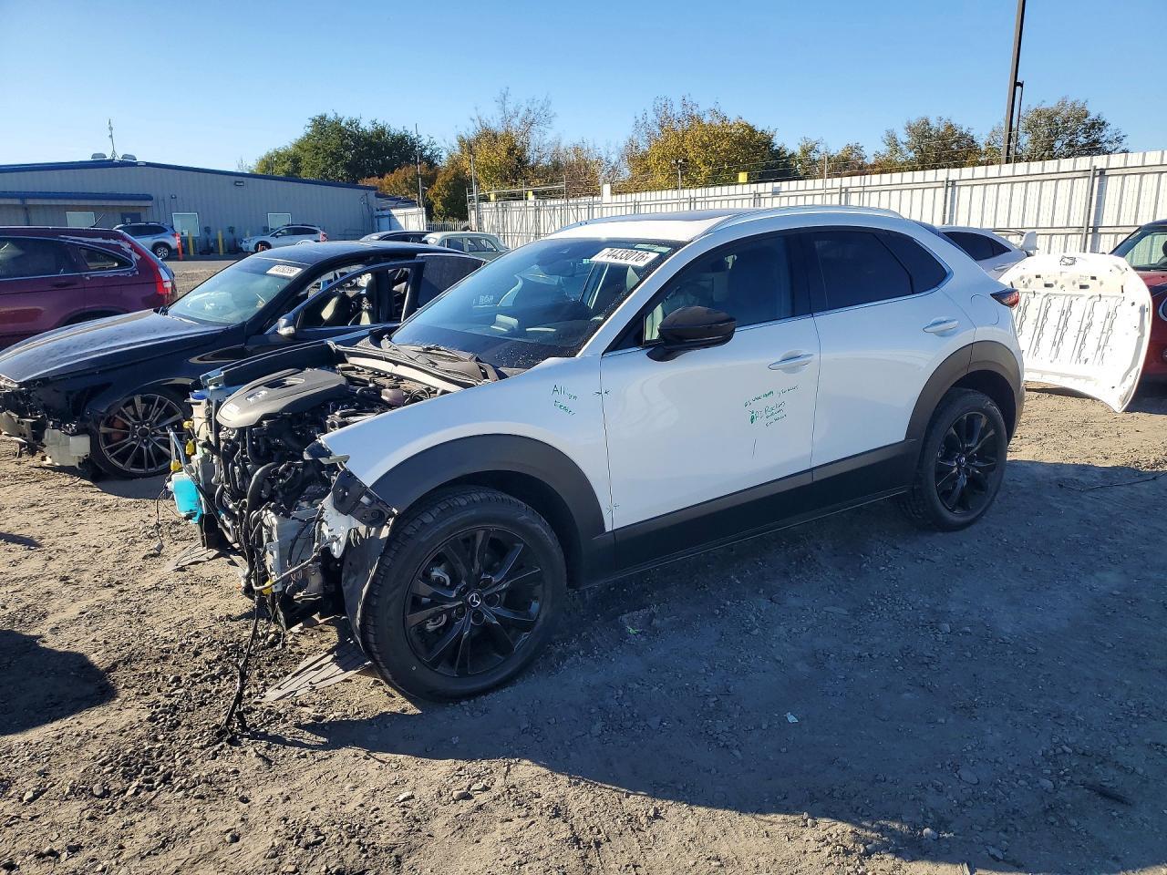 Vista de 2021 MAZDA CX30 PREMIUM PLUS, ángulo 1