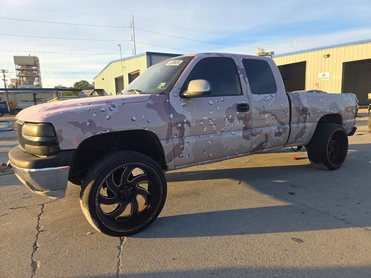 منظر 1999 CHEVROLET SILVERADO C1500، زاوية 1