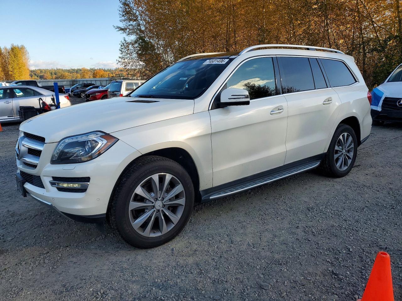 منظر 2013 Mercedes-Benz GL CLASS 350 BLUETEC، زاوية 1