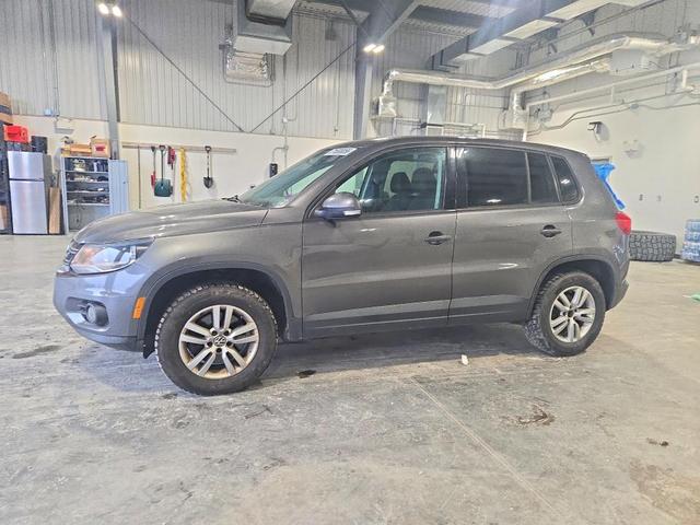 2012 VOLKSWAGEN TIGUAN S