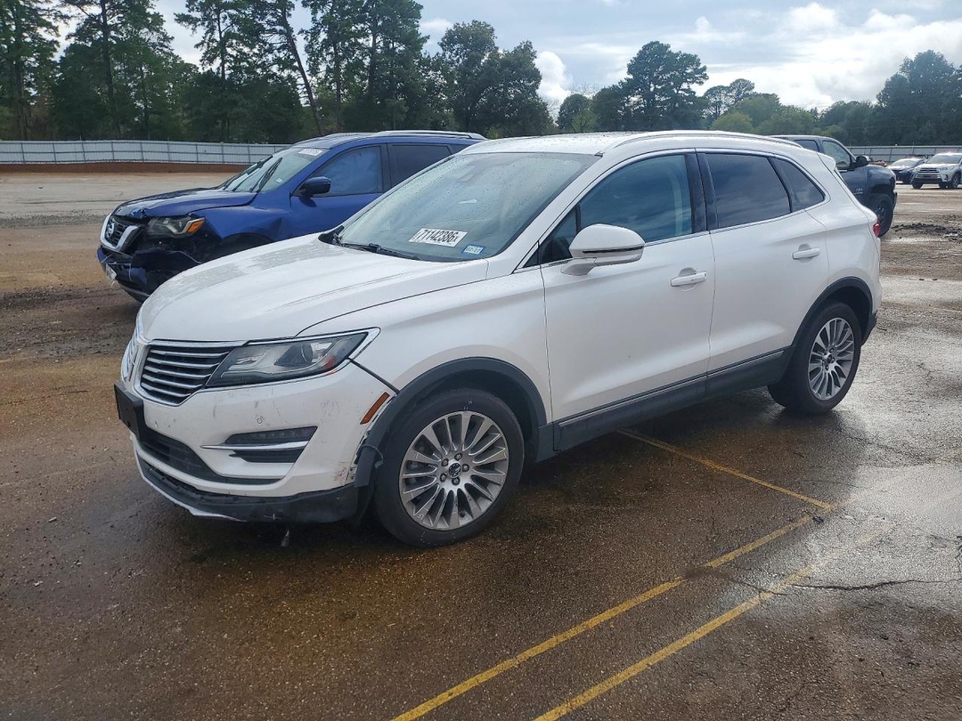 Вид 2017 LINCOLN MKC RESERVE, угол 1