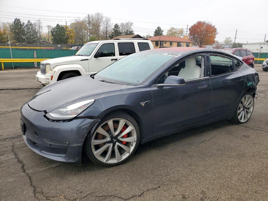منظر 2018 TESLA MODEL 3، زاوية 1