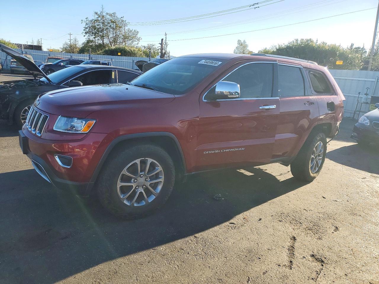 Vista de 2015 JEEP CHEROKEE LIMITED, ángulo 1