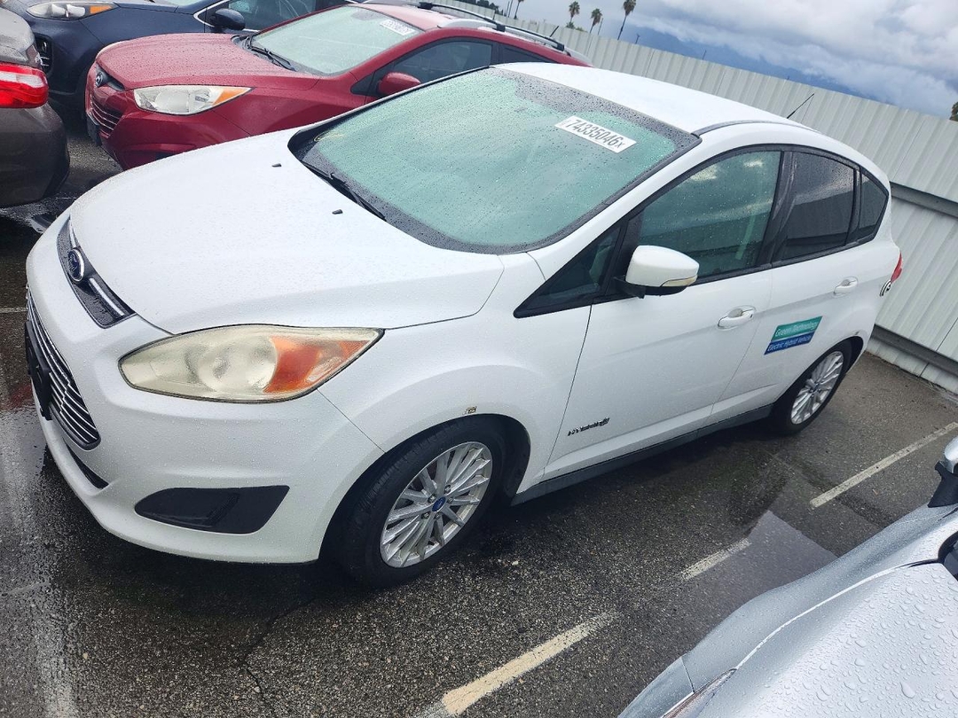 2013 FORD C-MAX SE view, angle 1