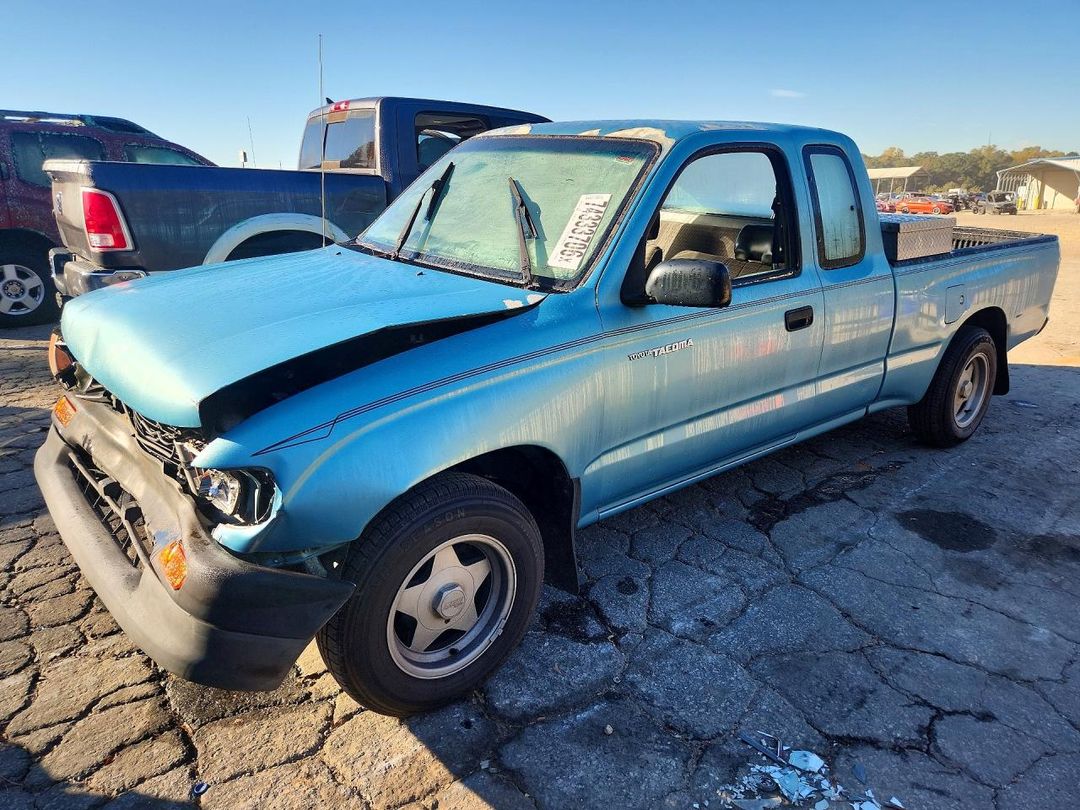 Вид 1995 TOYOTA TACOMA BASE, угол 1