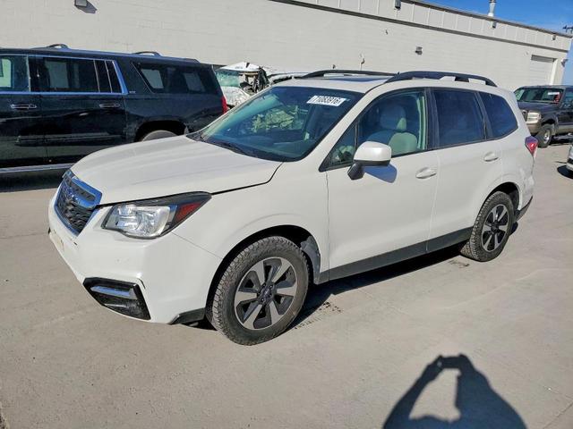 2017 SUBARU FORESTER 25I PREMIUM