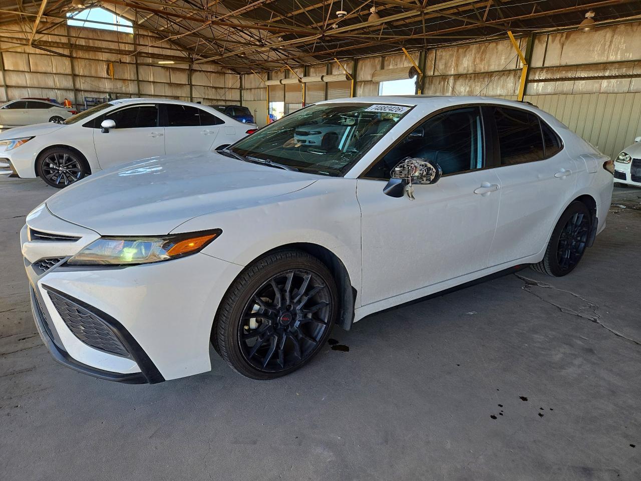 منظر 2021 TOYOTA CAMRY SE، زاوية 1