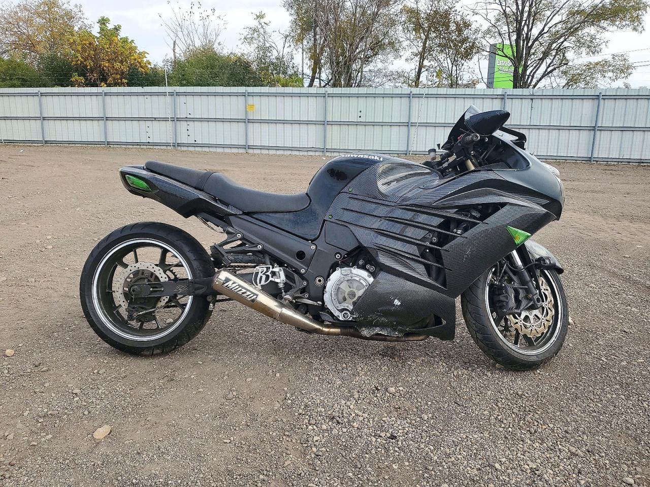 Vista de 2007 KAWASAKI ZX1400 A, ángulo 1