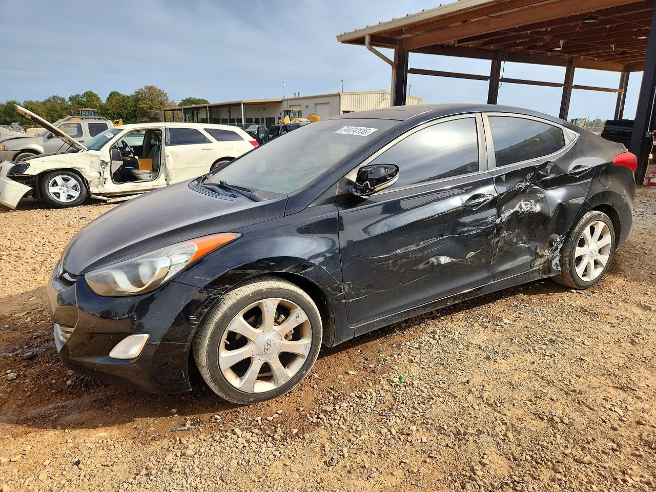 Vista de 2012 HYUNDAI ELANTRA LIMITED, ángulo 1