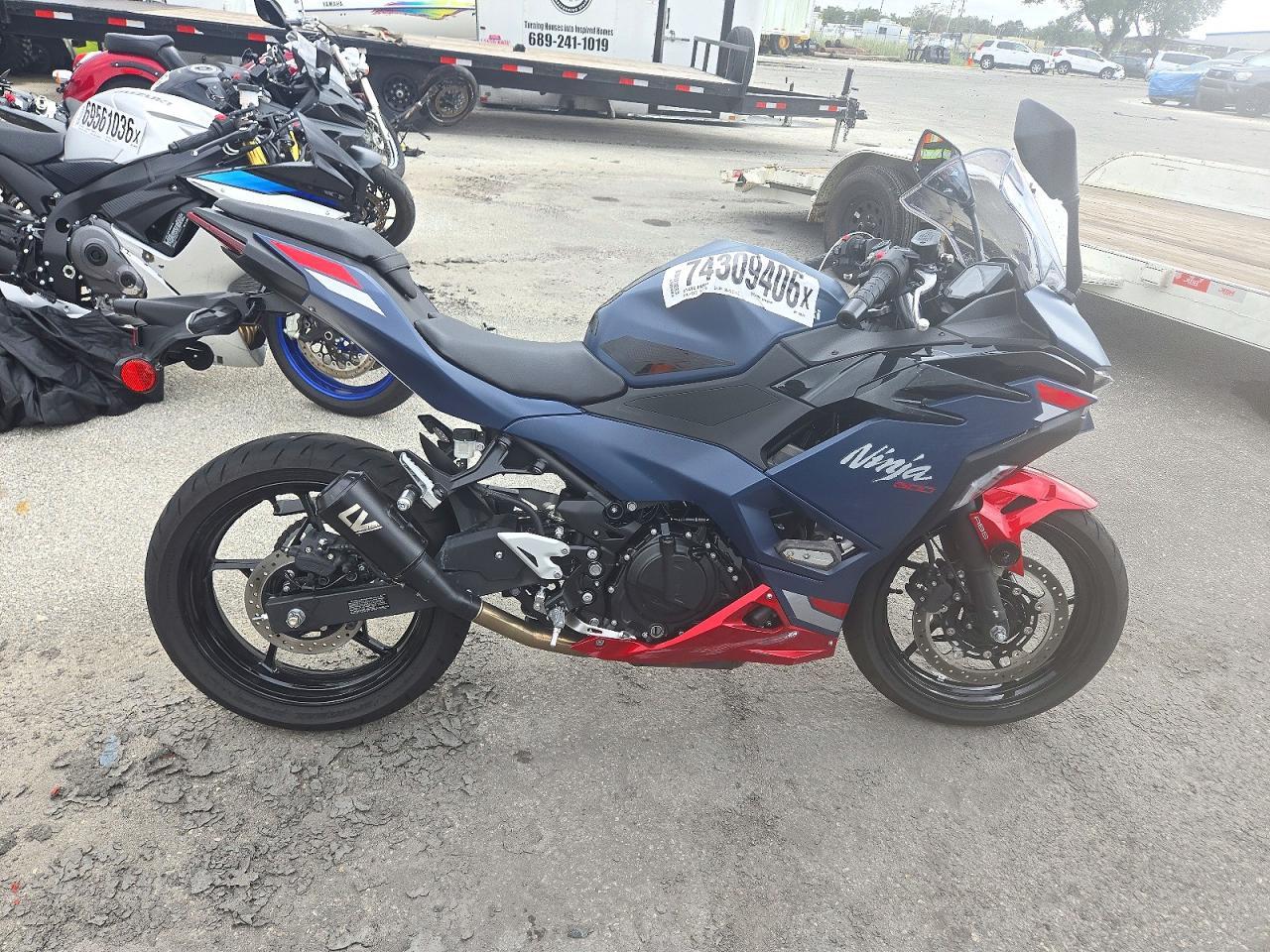 Vue de 2026 KAWASAKI EX500 A, angle 1