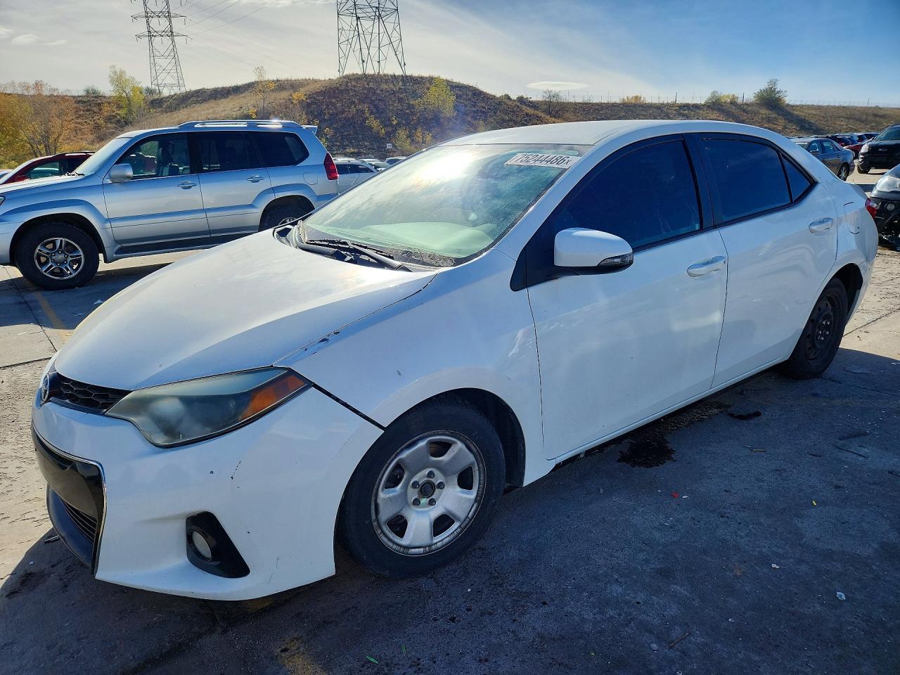 Vedere 2015 TOYOTA COROLLA S PLUS/S PREMIUM, unghi 1