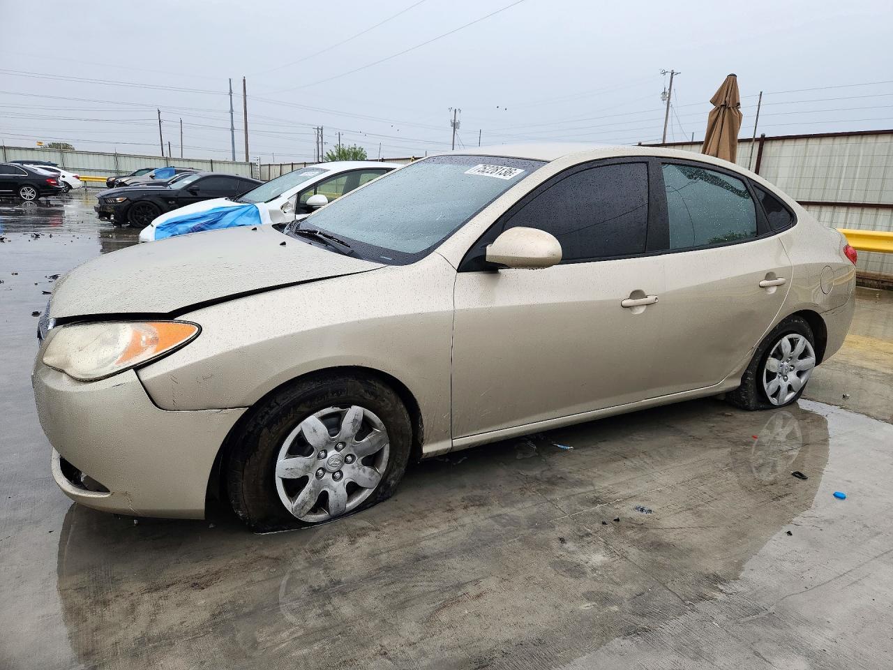 Vue de 2008 HYUNDAI ELANTRA GLS, angle 1