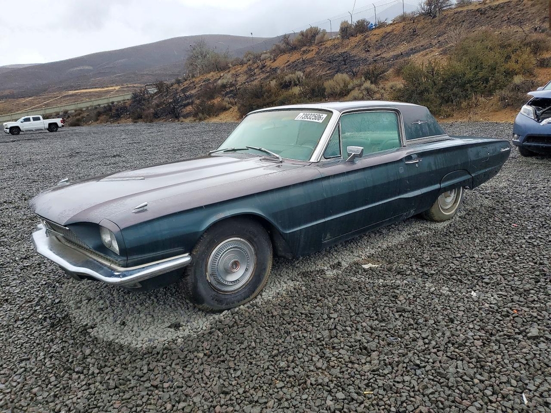 Vista de 1966 FORD THUNDERBIRD, ángulo 1