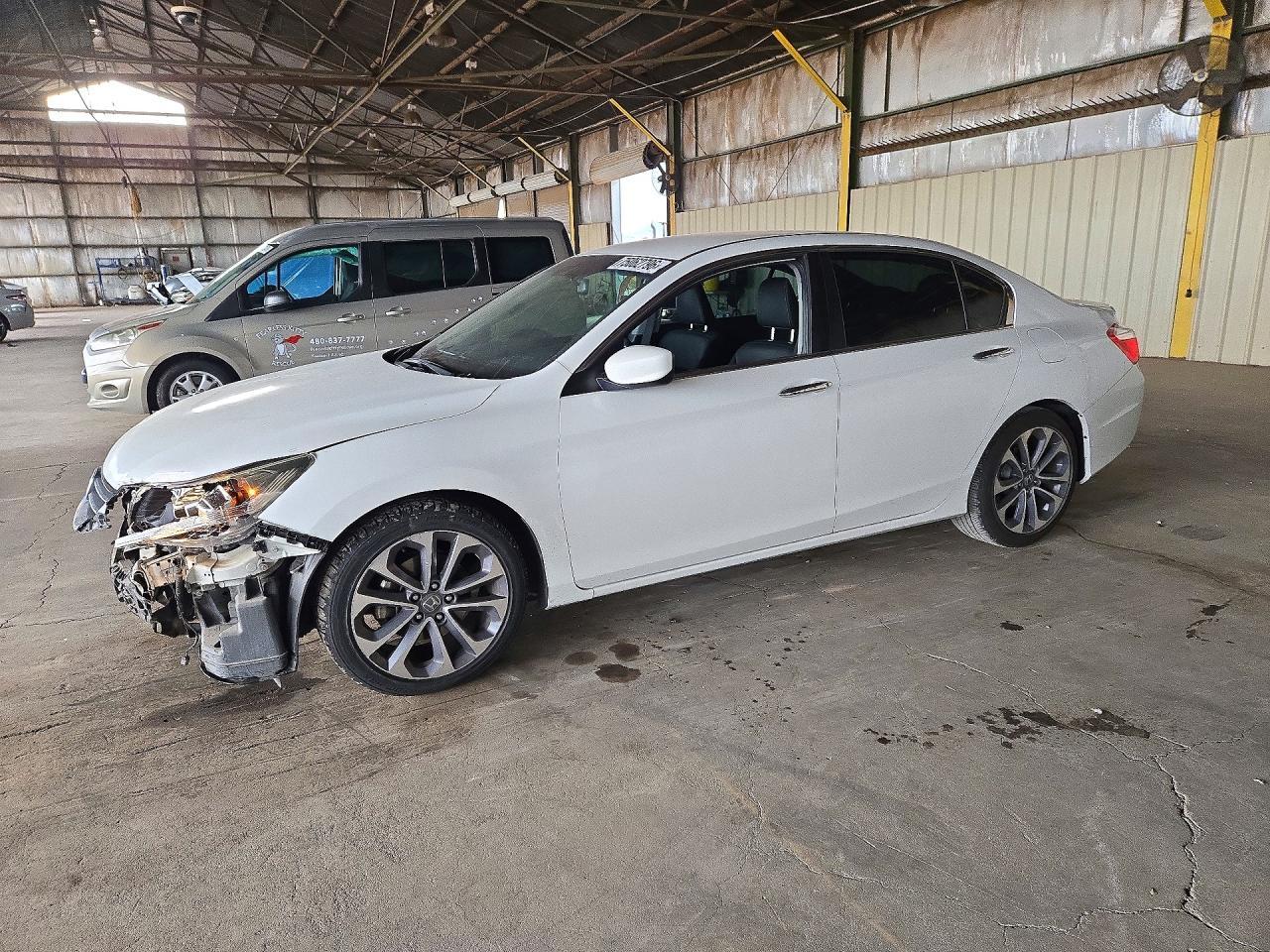 Vista de 2014 HONDA ACCORD SPORT, ángulo 1