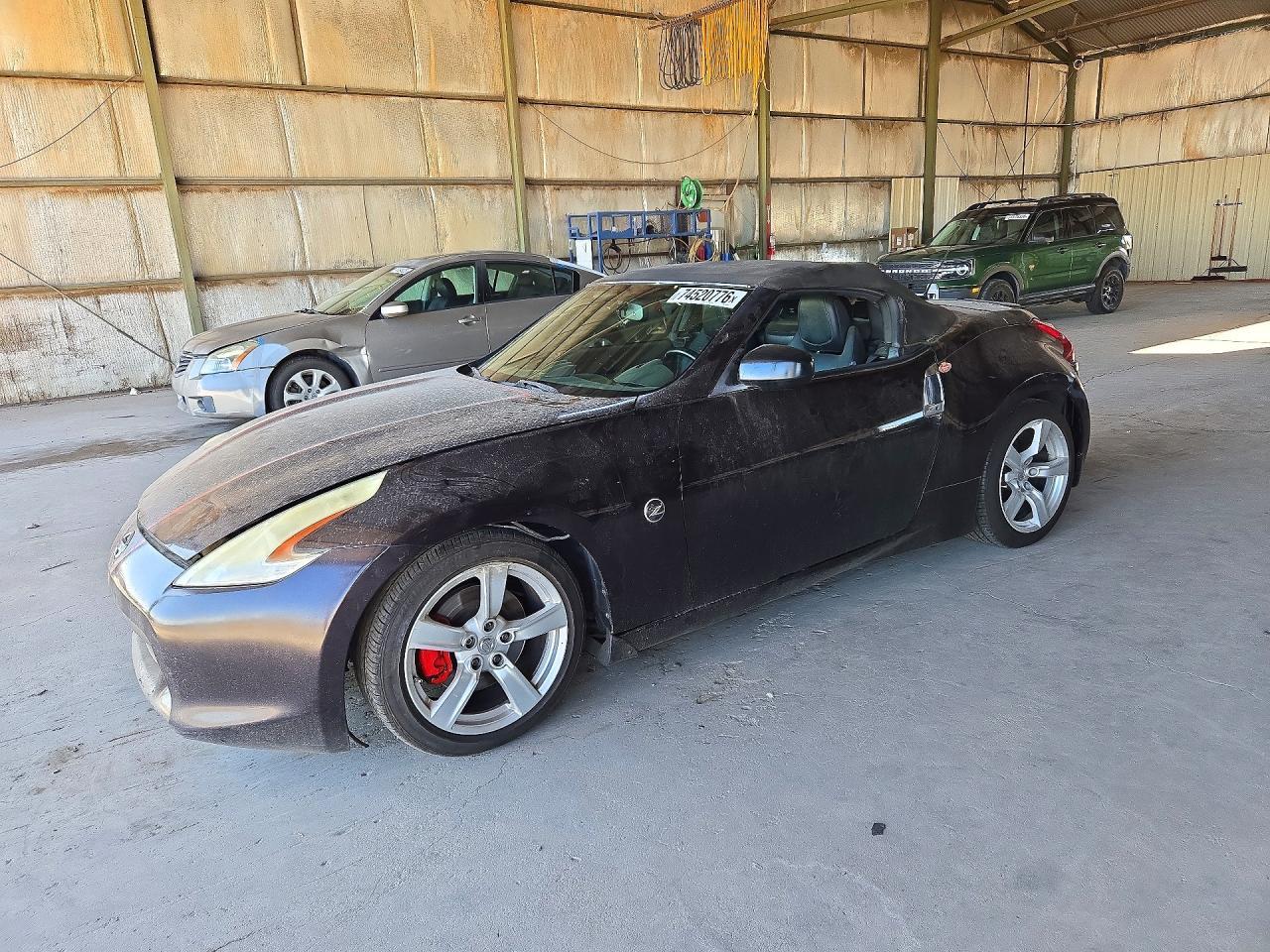 Vista de 2010 NISSAN 370Z ROADSTER, ángulo 1