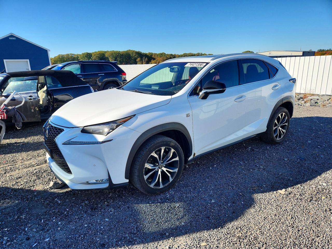 Vista de 2016 LEXUS NX 200T F SPORT, ángulo 1
