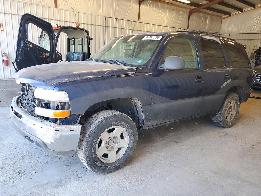 Vue de 2001 CHEVROLET TAHOE K1500, angle 1