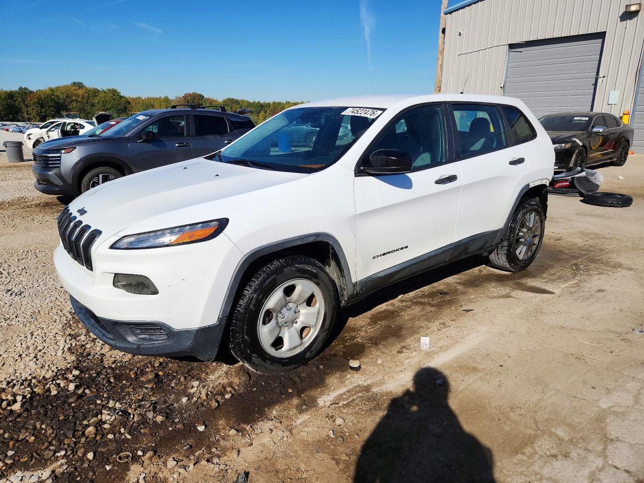 منظر 2014 JEEP CHEROKEE SPORT، زاوية 1