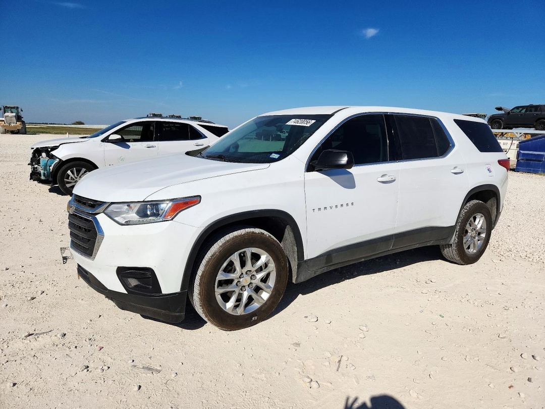 Vue de 2018 CHEVROLET TRAVERSE LS, angle 1
