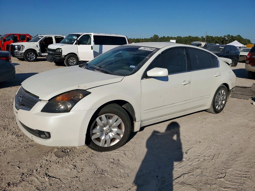 Vue de 2009 NISSAN ALTIMA 2.5, angle 1