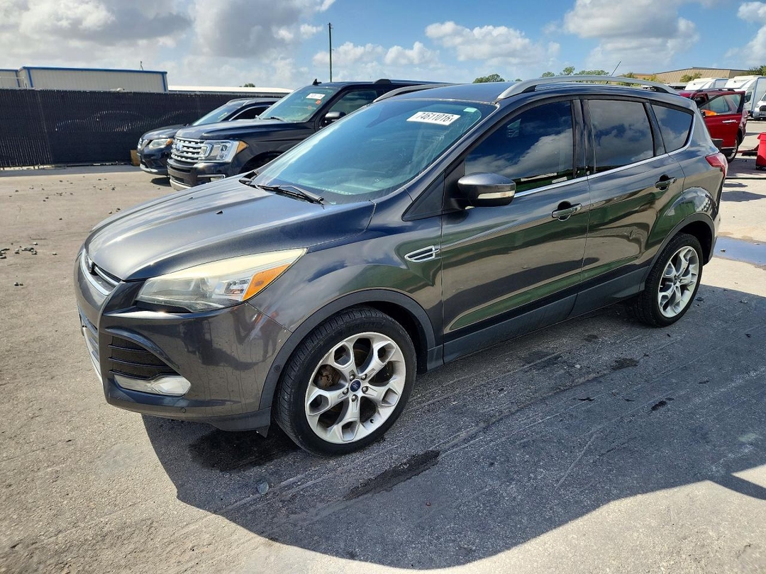 Vedere 2015 FORD ESCAPE TITANIUM, unghi 1