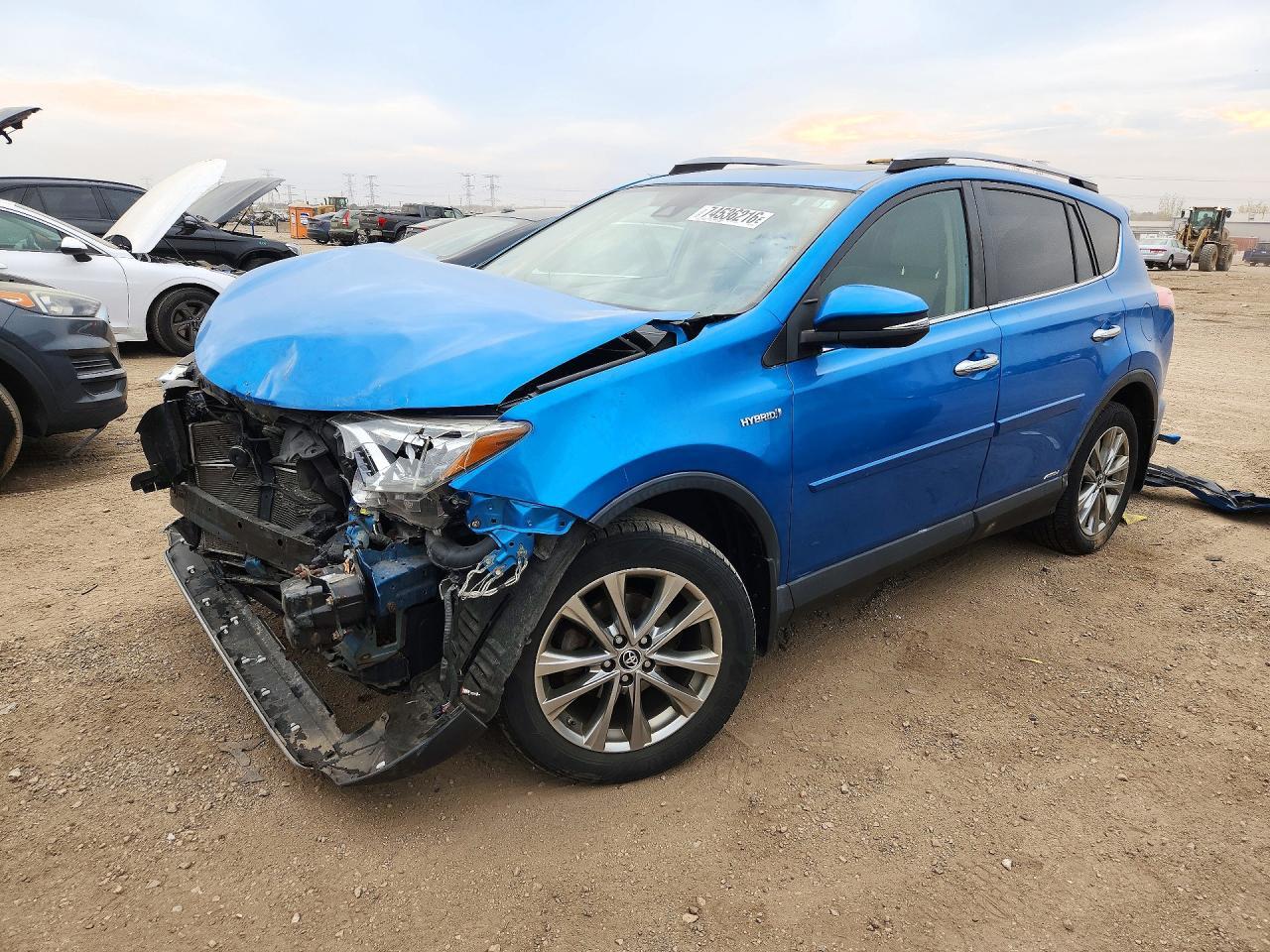منظر 2017 TOYOTA RAV4 LIMITED، زاوية 1