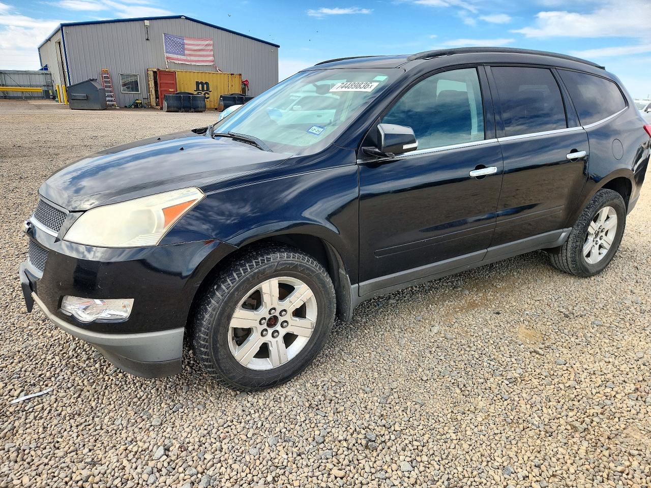 منظر 2012 CHEVROLET TRAVERSE LT، زاوية 1