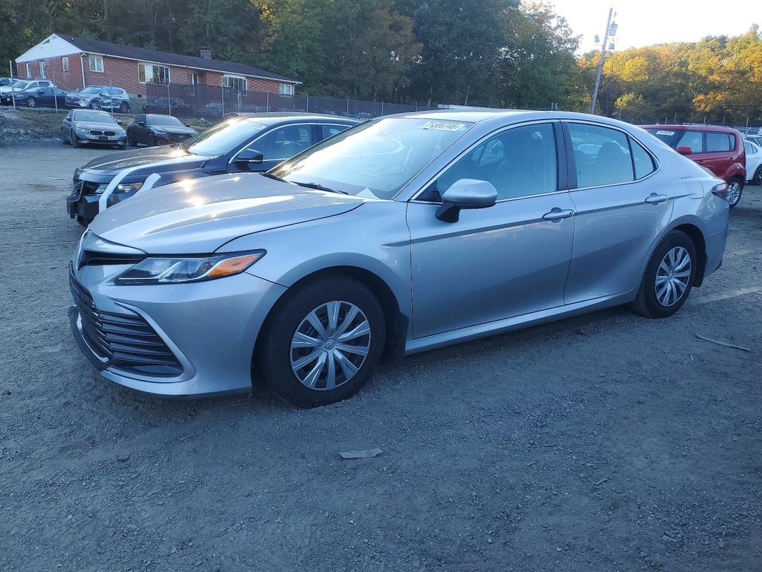 2023 TOYOTA CAMRY LE view, angle 1