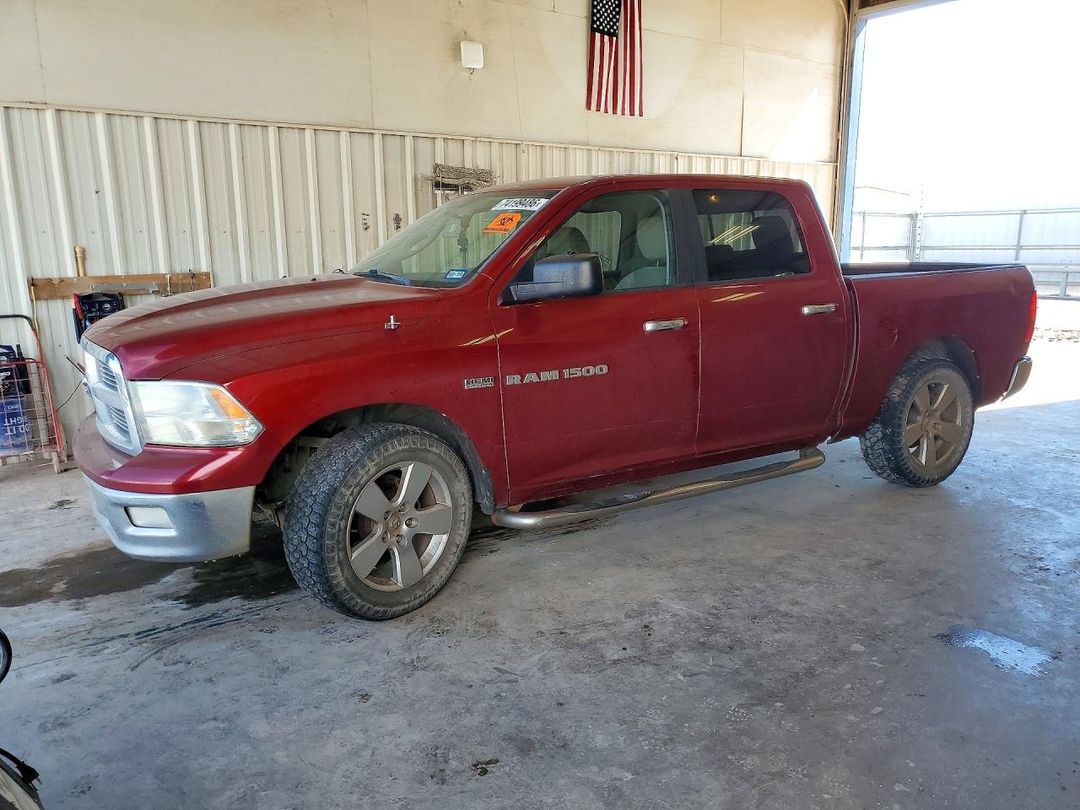 Вид 2012 DODGE RAM 1500 SLT, угол 1