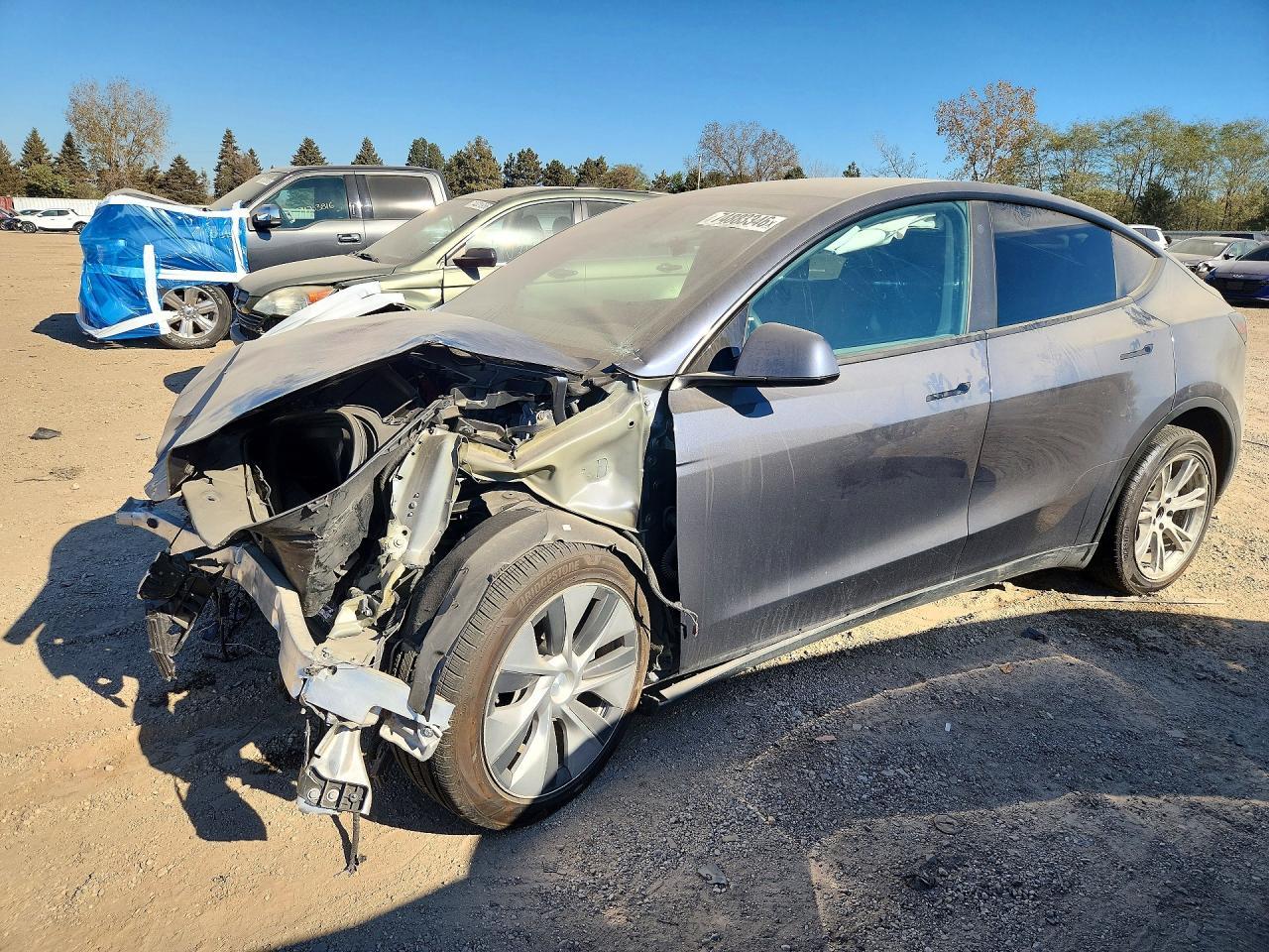 Vue de 2022 TESLA MODEL Y, angle 1