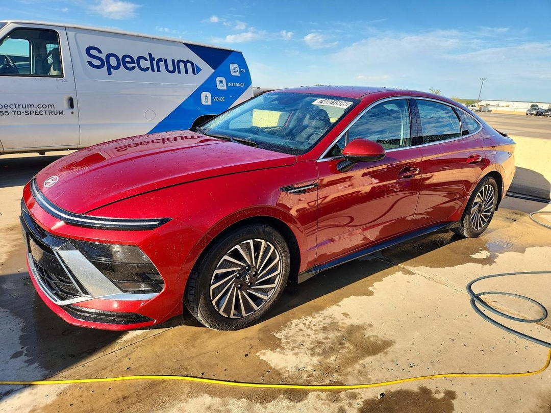 2025 HYUNDAI SONATA HYBRID SEL view, angle 1