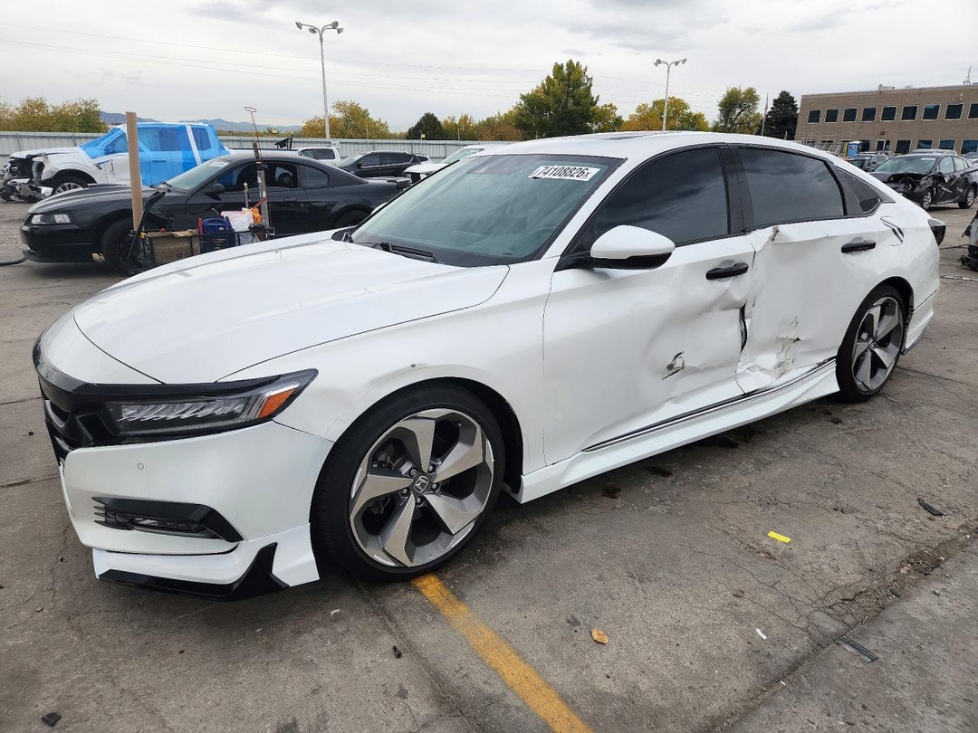 منظر 2018 HONDA ACCORD TOURING، زاوية 1