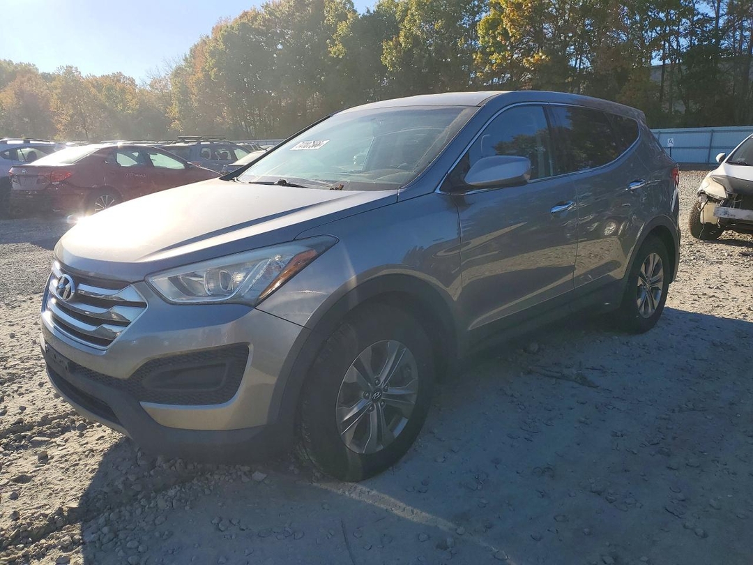 Vue de 2016 HYUNDAI SANTA FE SPORT 2.4L, angle 1