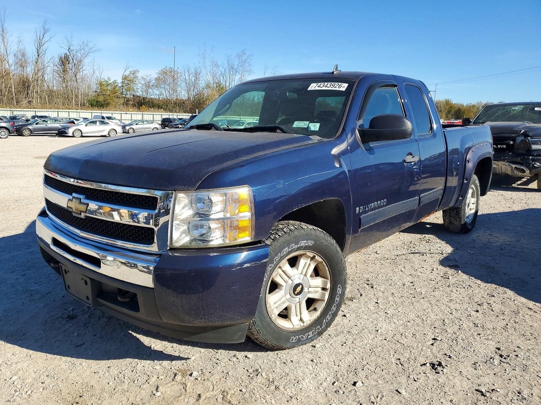 2009 CHEVROLET SILVERADO K1500 LT view, angle 1
